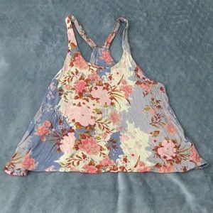 UO Kimchi Blue Floral Crop Top XS with V-cut Back